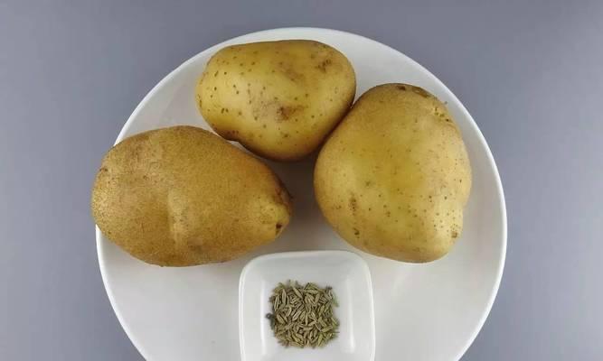 土豆没熟透可以吃吗?掌握正确方法,吃出美味的味道